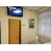 Акриловые рамки на дистанционных держателях